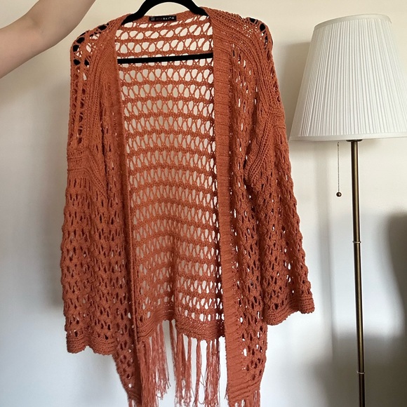 3/50$ Knitted cape cardigan in boho style / size M - Picture 7 of 10